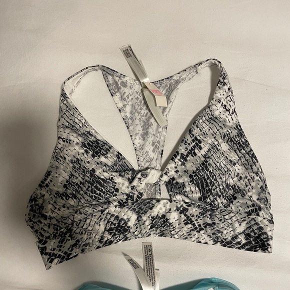 PINK Victoria's Secret Other - Pink sport bra